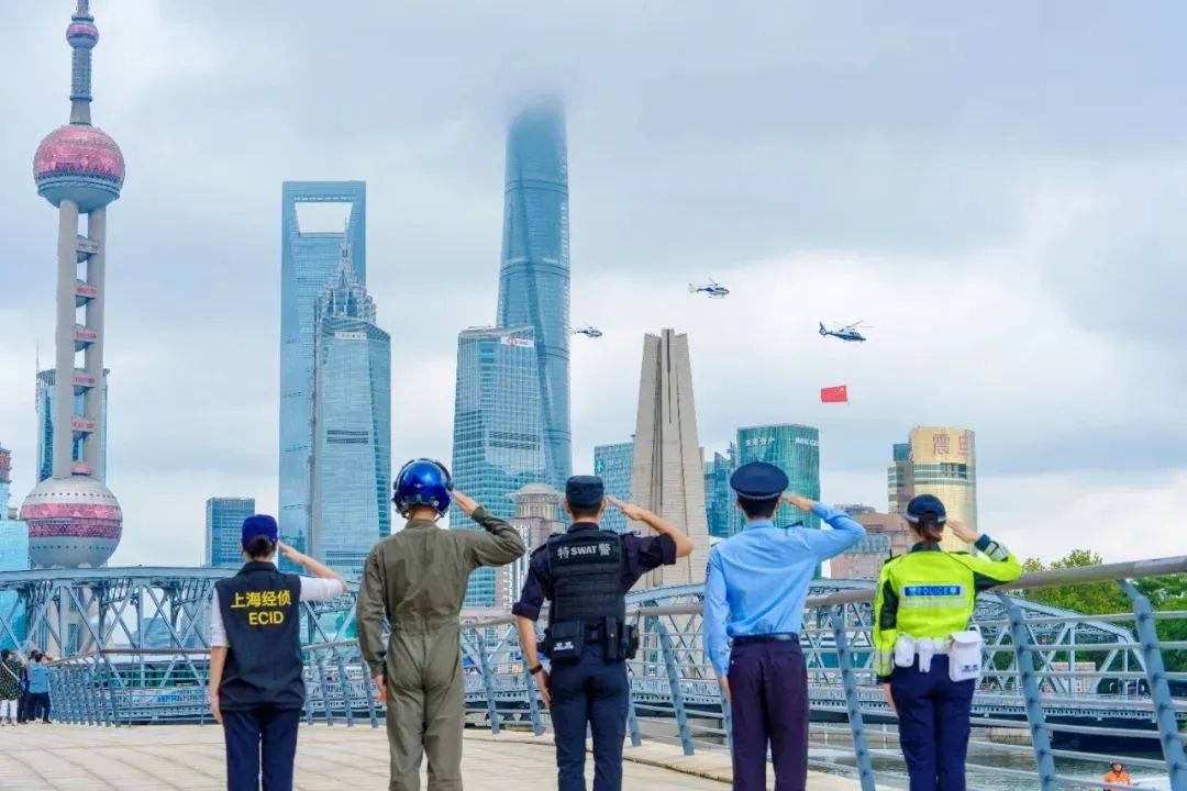 代扣6分罚5000！隔夜饭吃进ICU！不开火烧可乐鸡翅m6米乐注册沪再添中运量公交！覃海洋成绩被取消！女子(图6)