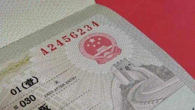 代扣6分罚5000！隔夜饭吃进ICU！不开火烧可乐鸡翅m6米乐注册沪再添中运量公交！覃海洋成绩被取消！女子(图3)