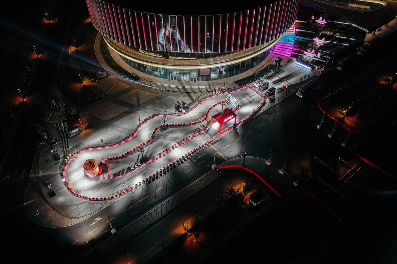 26款全新奇瑞冰淇淋上市34万元起买『高定小车』(图18) 26款全新奇瑞冰淇淋上市34万元起买『高定小车』(图18)